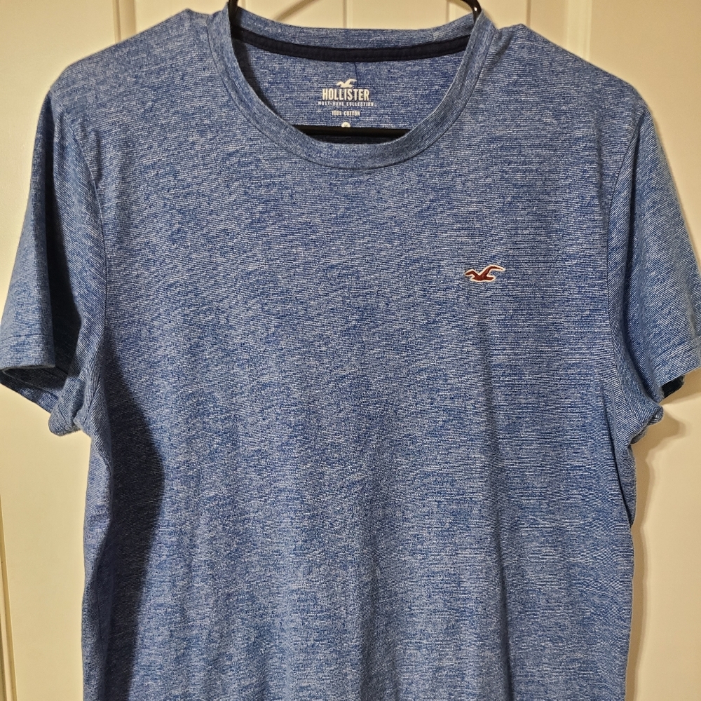 Men's Size M Comfortable Hollister Tee
